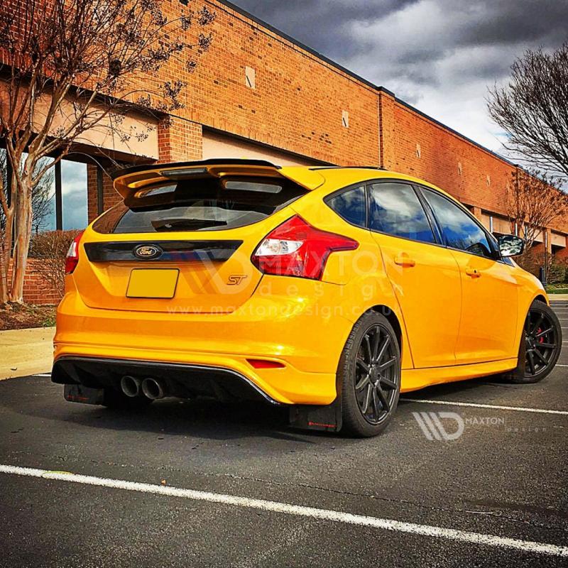 Maxton Design Rear Extension Flaps - Ford Focus ST MK4